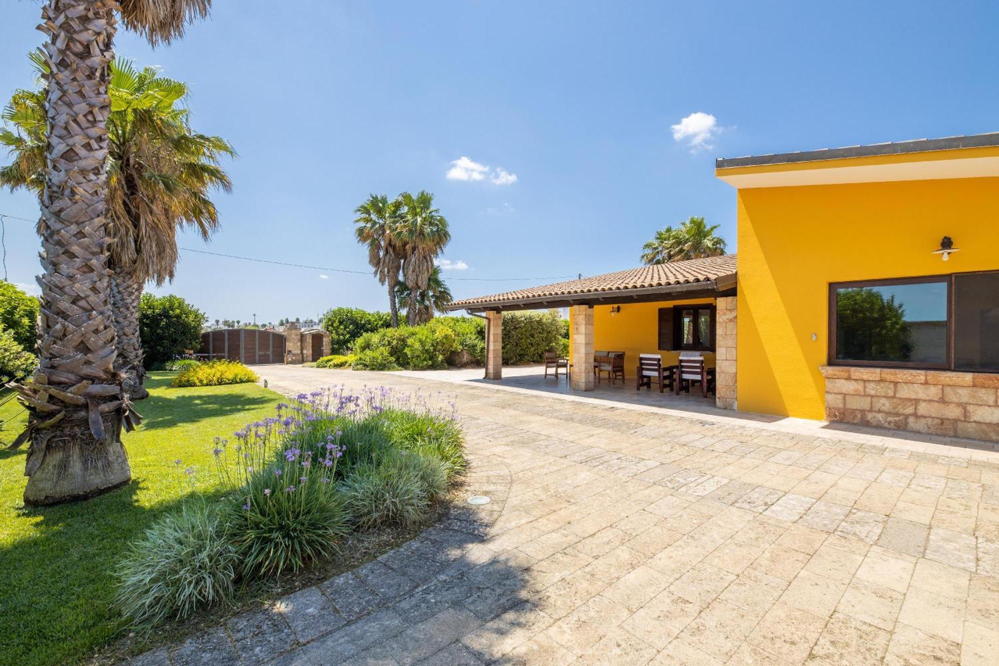 Villa Esmeralda Taviano  Buitenkant foto