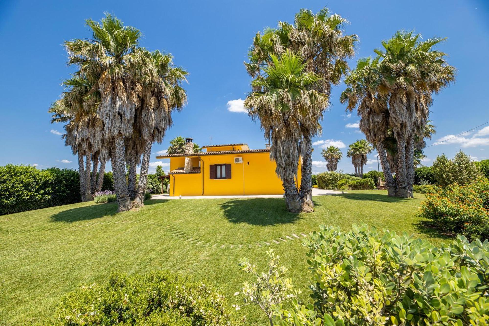 Villa Esmeralda Taviano  Buitenkant foto